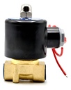 Válvula solenoide normalmente cerrada, cuerpo de latón, conexión a proceso de 3/8" NPT, 24 Volts corriente directa.