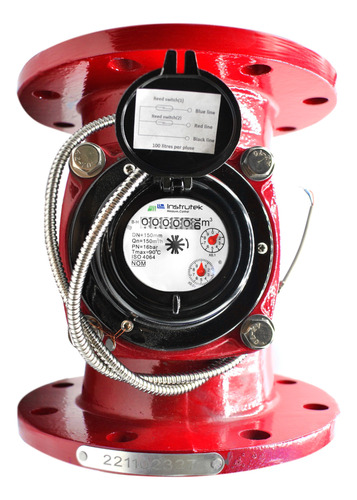 Medidor de agua caliente tipo turbina, cuerpo de hierro fundido con registro hermético y transmisión magnética. Extremos en 6", bridas ANSI.